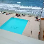 Apartamento Las Canteras Y Piscina